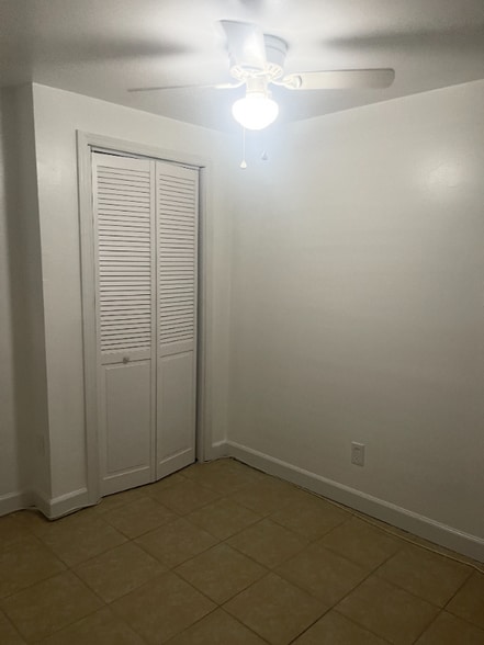 Building Photo - 701 Academy Rd