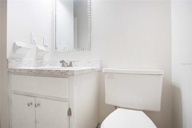 Building Photo - 2287 Avenue G NW