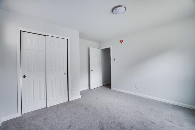 Building Photo - 8206 Natures Dr