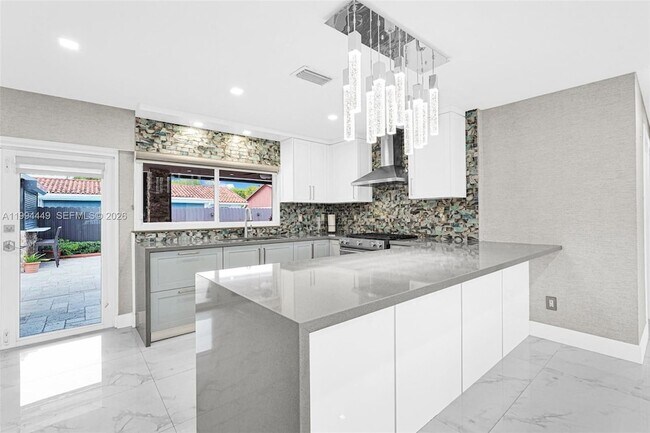 Building Photo - 4225 SW 133rd Ct