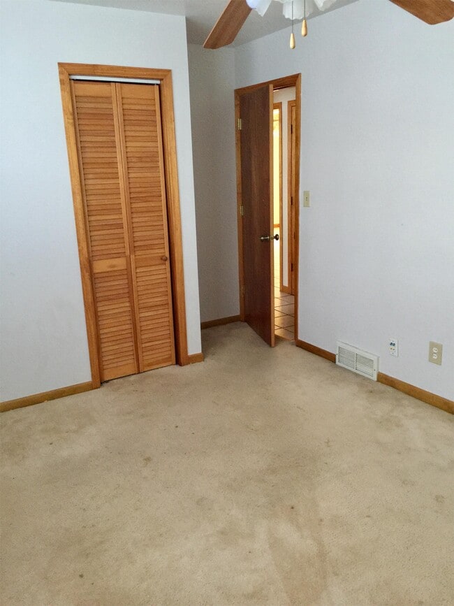 Building Photo - 301 Terrace Way