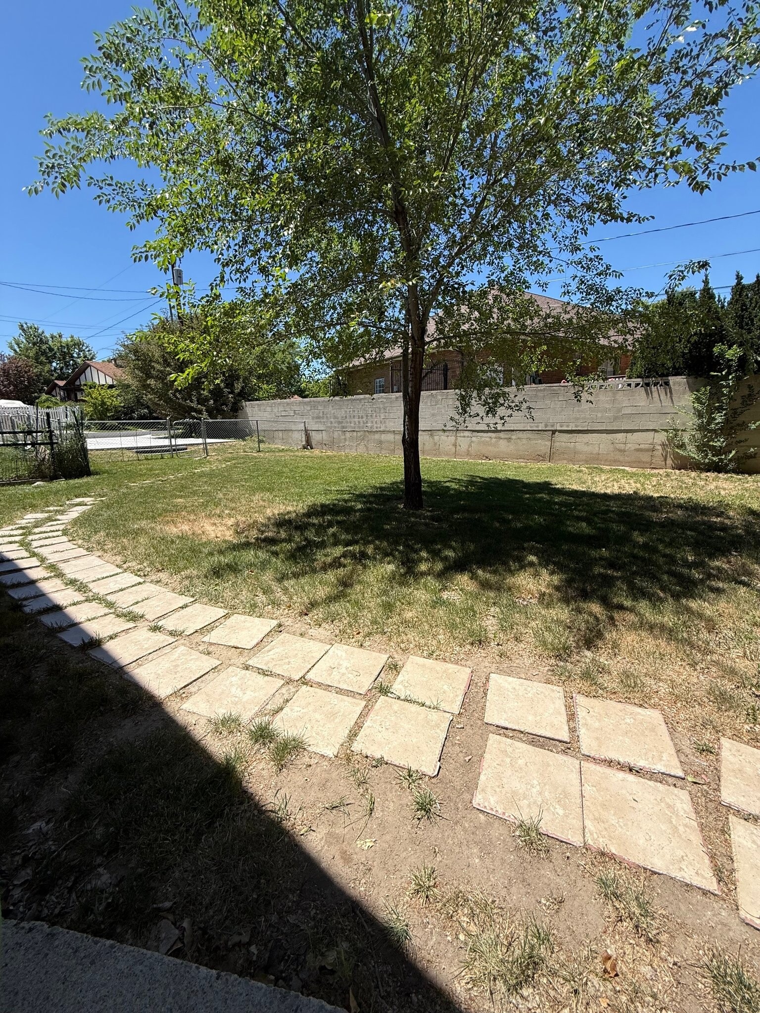 Building Photo - 4624 S Meadow Rd