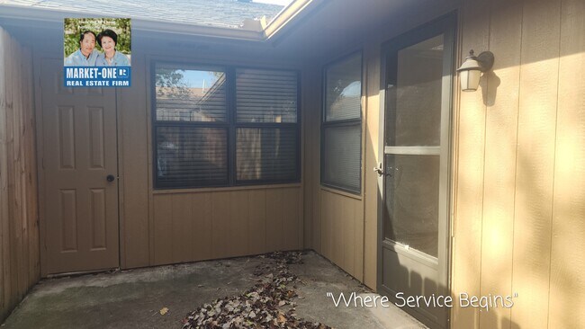 Building Photo - 907 NE Tortoise Dr