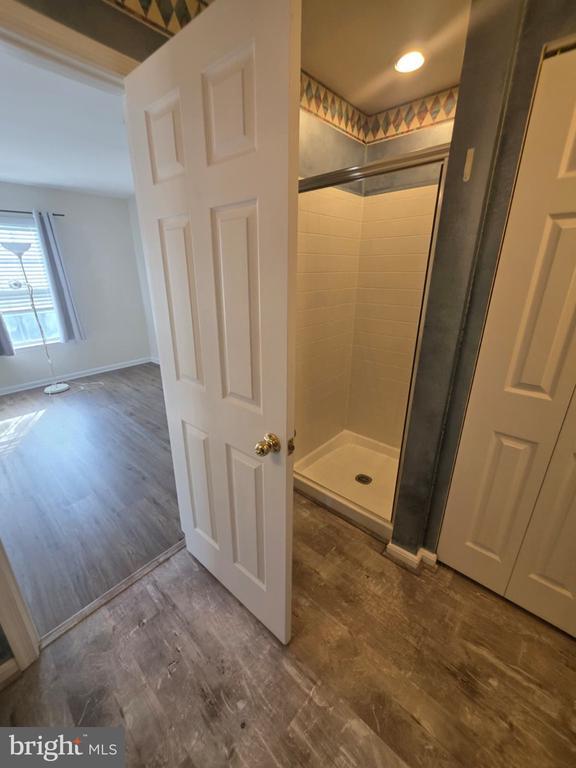 Building Photo - 1055 Gardenview Loop