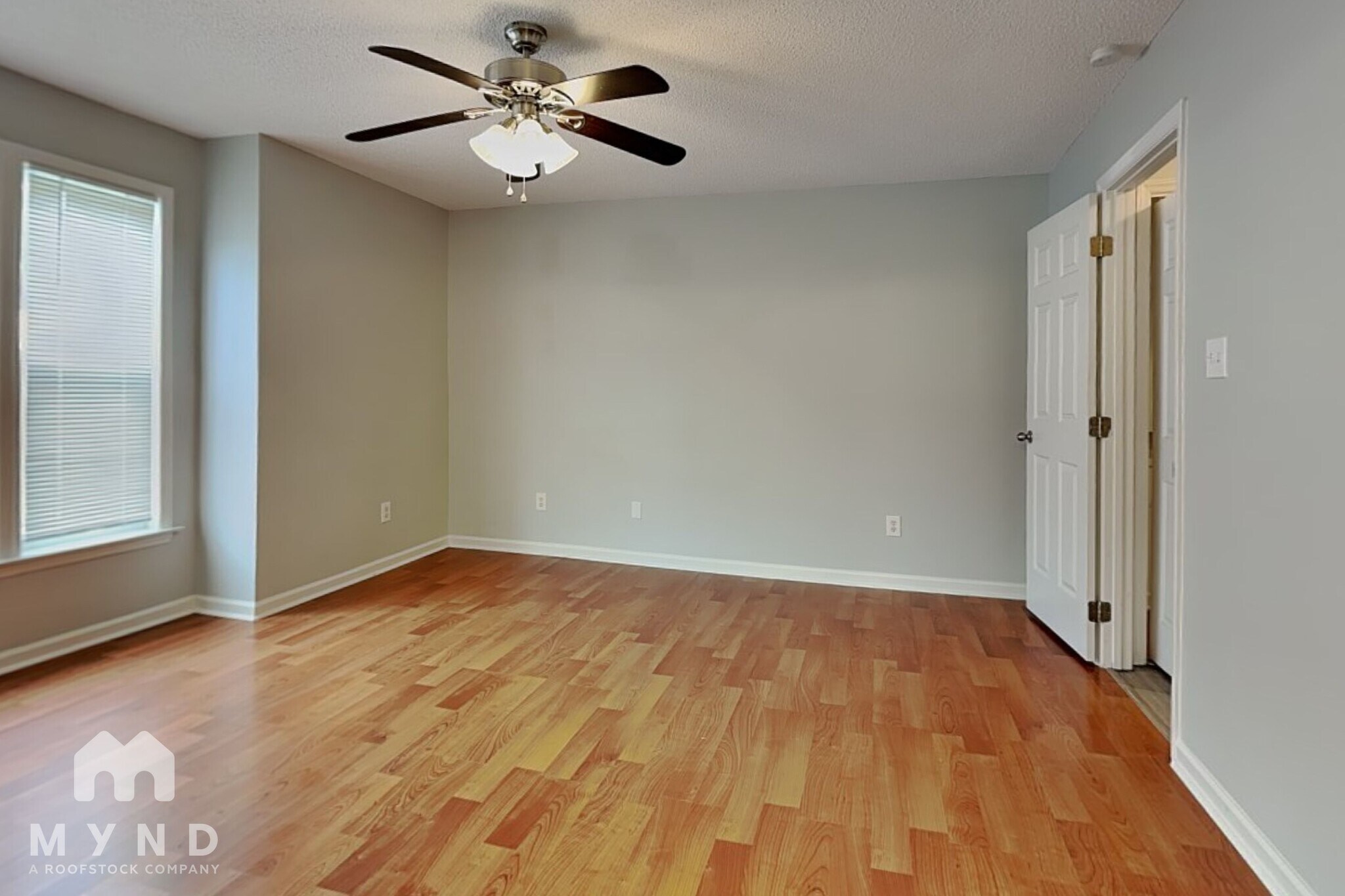 Building Photo - 928 Shannondale Dr