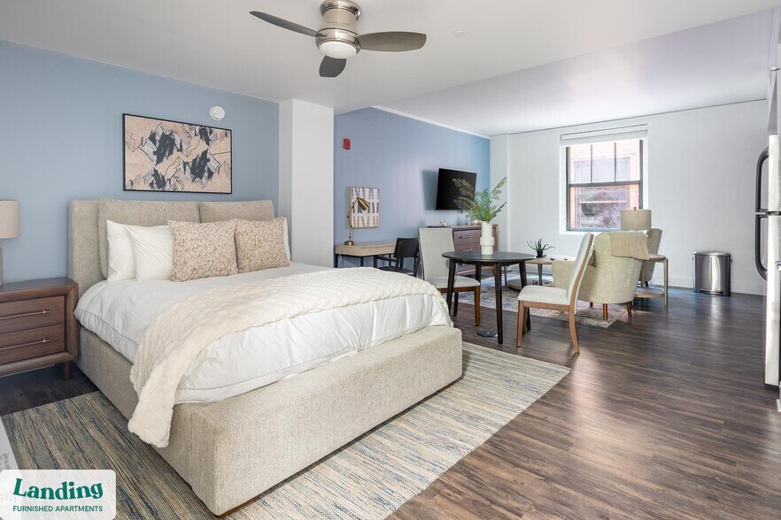 Building Photo - 933 McGee St