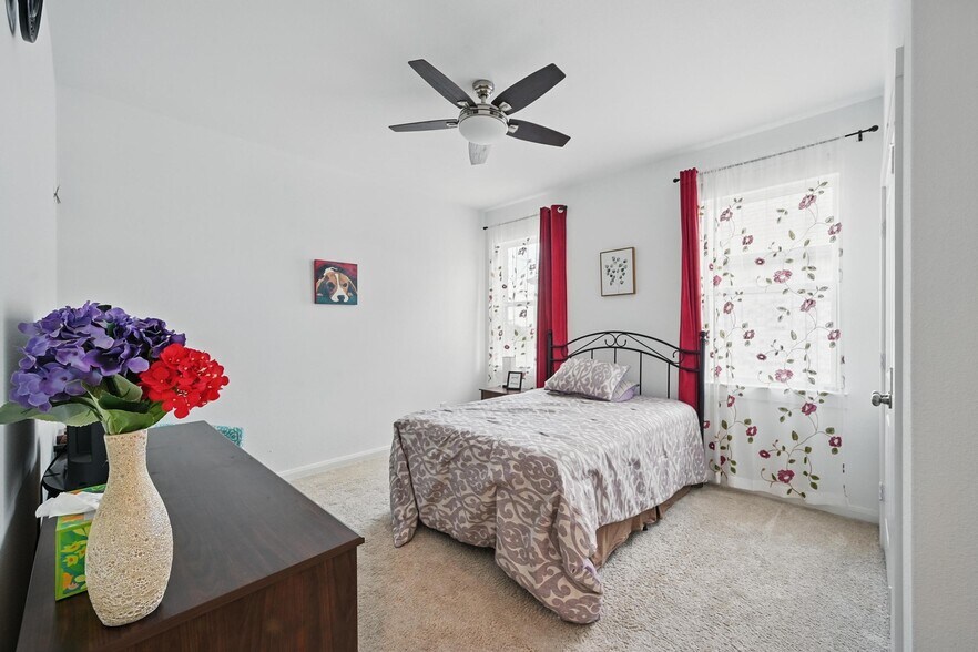 Building Photo - 5821 Liberty Hill Dr