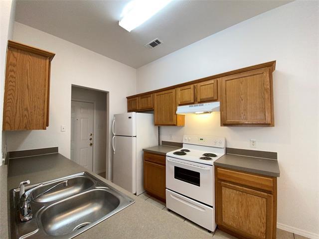 Building Photo - 1703 Novella Ct