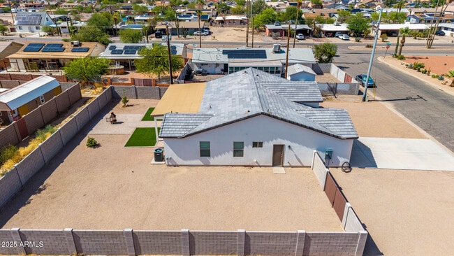 Building Photo - 8944 W Century Dr