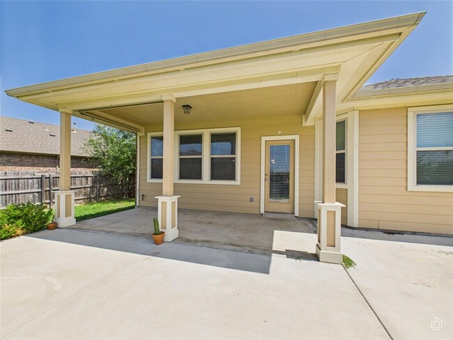 Building Photo - 3717 Wetland Dr