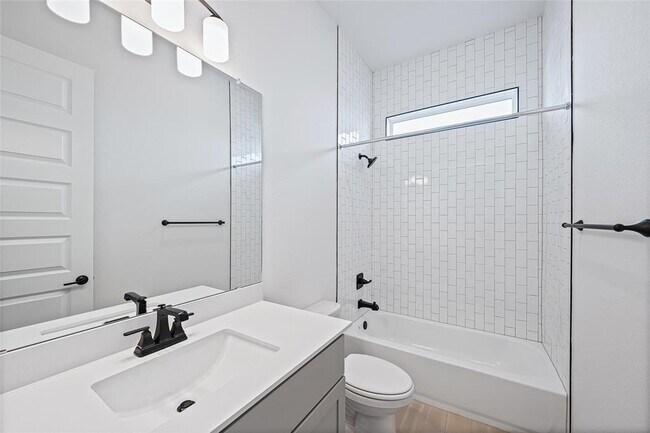Building Photo - 6812 Rounded Pebble Ln