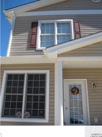 Building Photo - Very Nice 3 bedroom townhouse