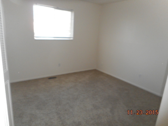 Building Photo - 3 Bedroom 2 bath, single family house in W...