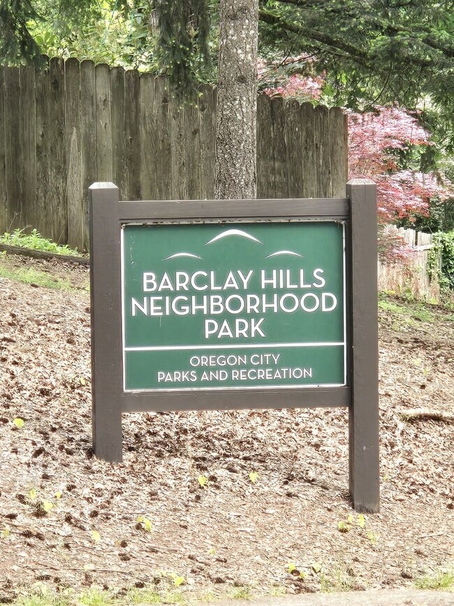 Building Photo - Welcome Gardner's! **Solar Panels=lower electric * Landscape Service is Included *