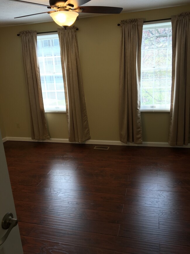 Bedroom 1 - 103 Shadowlawn Dr