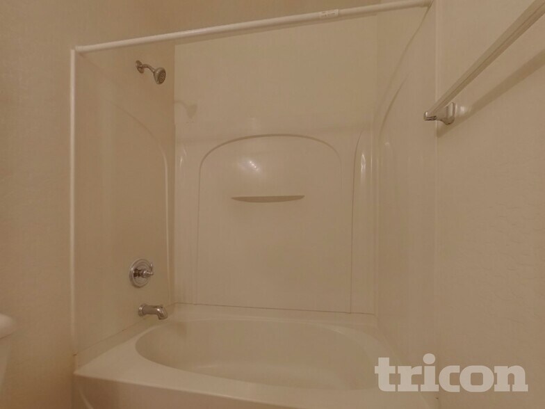 Building Photo - 7448 S Horizon Ct