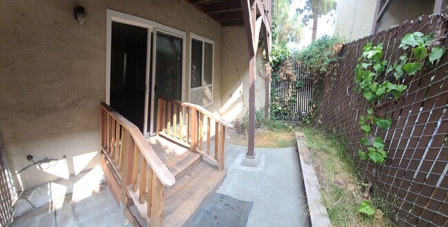 Building Photo - Utilities Included! Hayward 2-Bedroom with...