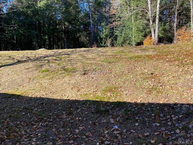 Building Photo - 141 Gale Rd