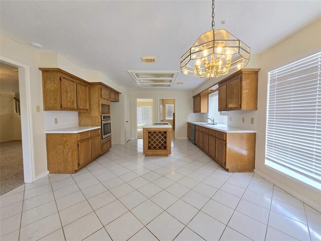 Building Photo - 3902 St Michaels Ct