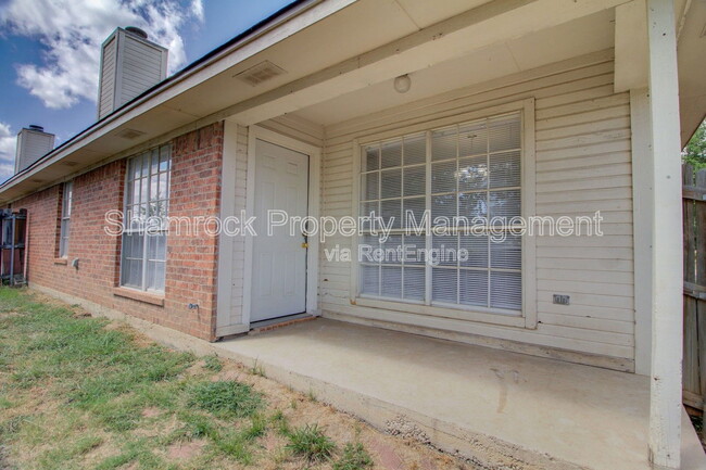 Building Photo - 10120 Cordoba Ct
