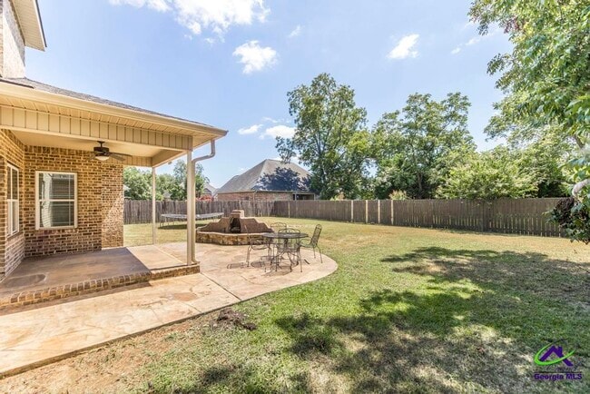 Building Photo - 203 Norfolk Cir
