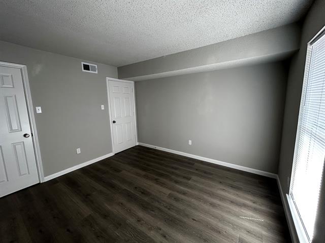 Building Photo - 6050 Melody Ln