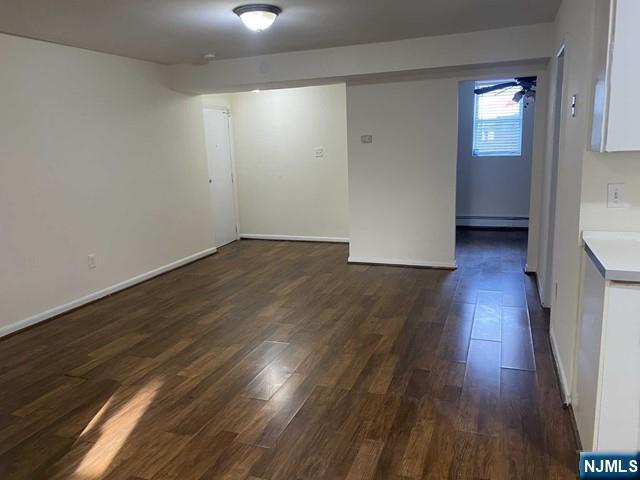 Building Photo - 1462A River