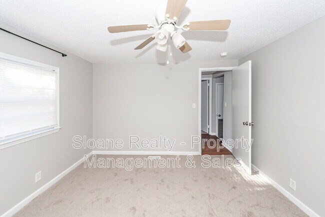 Building Photo - 1520 N Avalon Cir