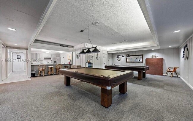 Building Photo - 1561 NE 12th Terrace