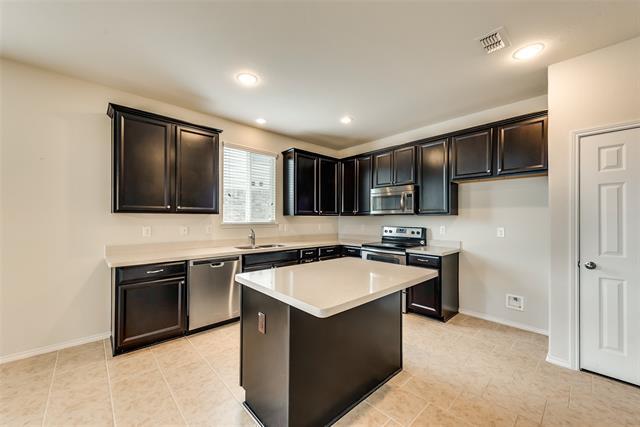 Building Photo - 2308 Bermont Red Ln