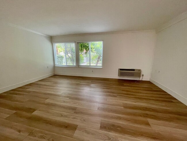 Building Photo - Beautiful Laguna Woods Property for Rent 55+