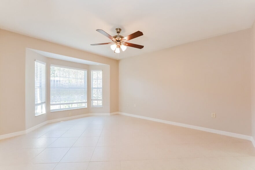 Building Photo - 4510 Abaco Dr