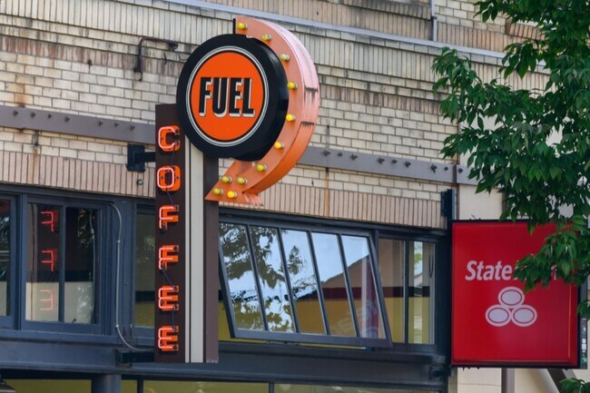 Building Photo - 1Bd/1Ba Seattle Condo