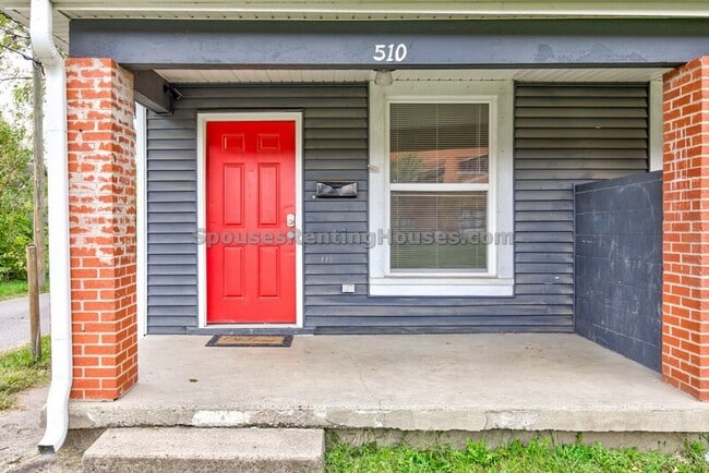 Building Photo - 510 N Beville Ave