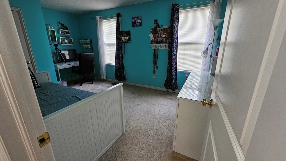 Building Photo - 5737 Sugarwood Dr
