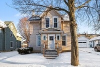 Building Photo - 417 E Maple Ave