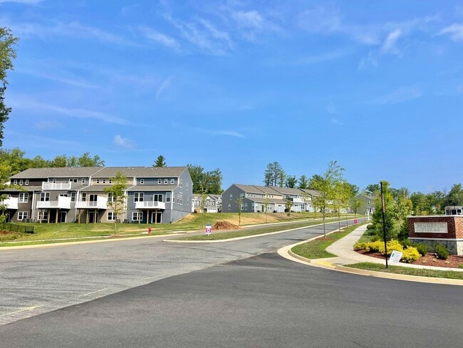 Building Photo - 1606 Koch Ct