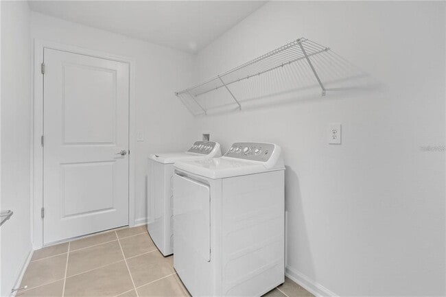Building Photo - 852 Daring Dr