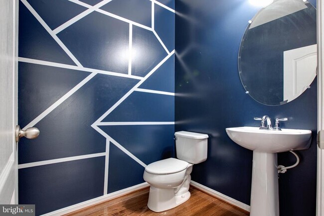 Building Photo - 7926 Silver Oak Rd