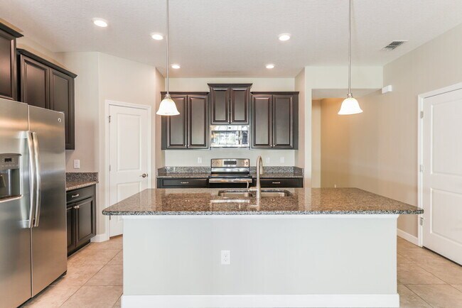 Building Photo - 10129 Count Fleet Dr