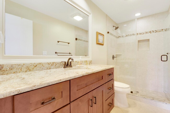 Building Photo - 375 S Beach Rd