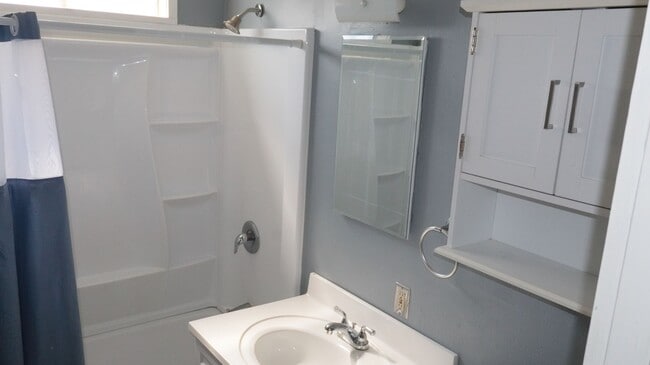 Building Photo - Single level duplex 2 br 1 ba in Chula Vista CA