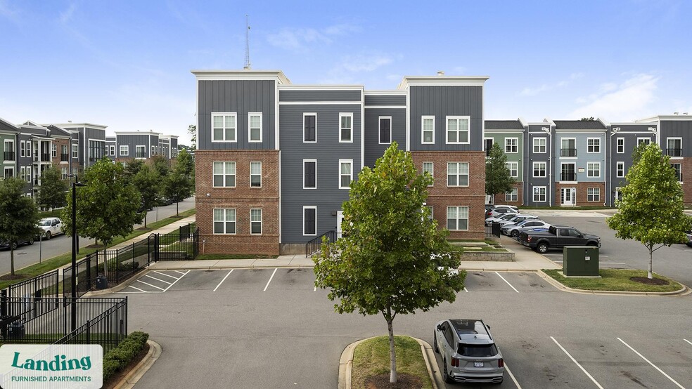 Building Photo - 340 W 25th St