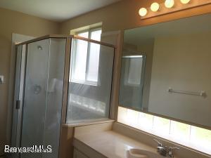 Building Photo - 2554 Ventura Cir