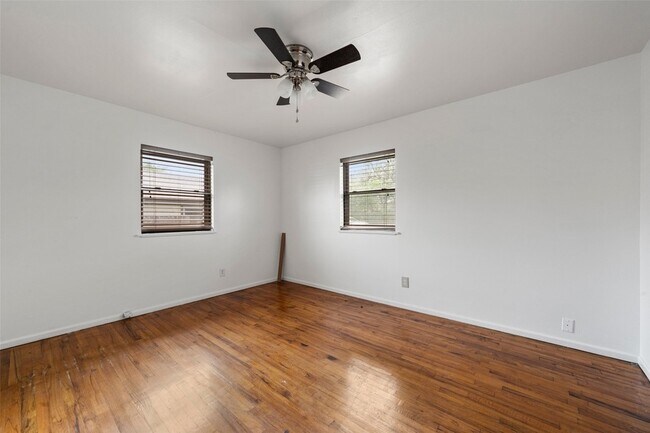 Building Photo - 308 Catalina Dr