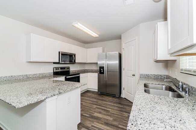 Building Photo - 109 Amber Mill Cir