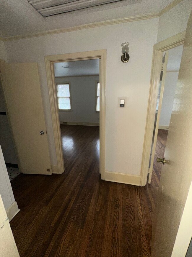 Building Photo - 1618 Heyward