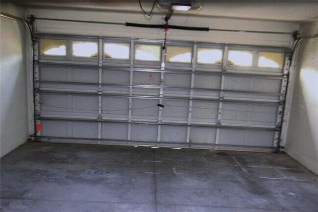 Building Photo - 25820 Crippen Dr