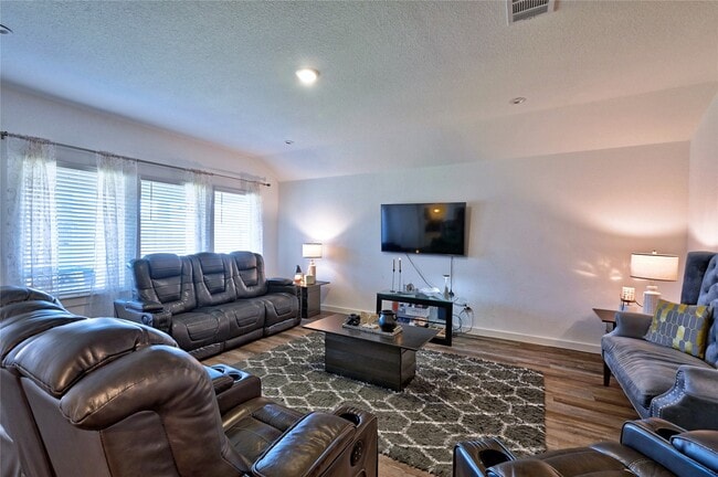 Building Photo - 8522 Kokernot Ln