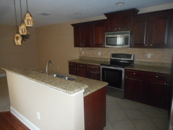 Building Photo - 2565 Abey Blanco Dr